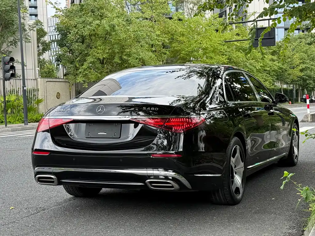 Mercedes-Benz S-Class — миниатюра 11