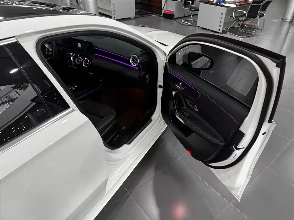Mercedes-Benz A-Class — миниатюра 21