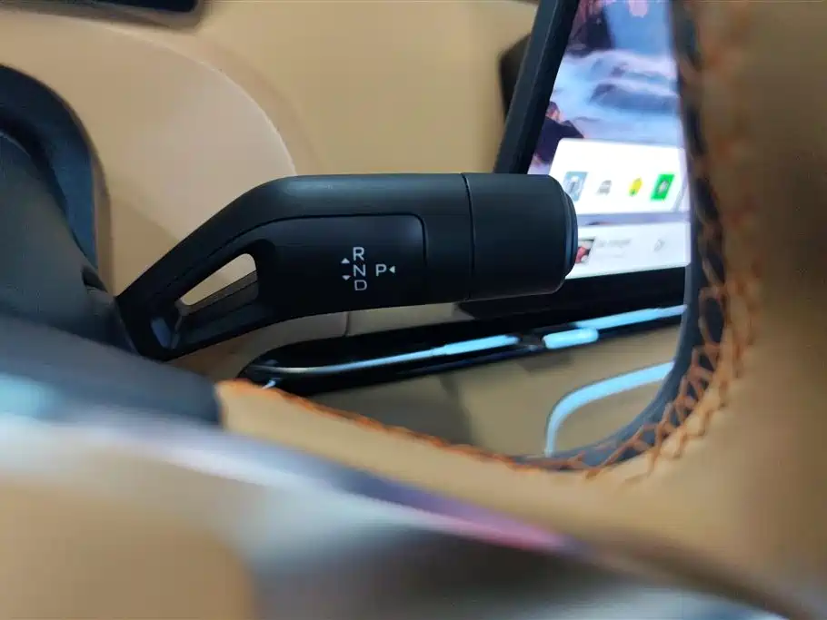 GEELY GALAXY GALAXY STARSHIP 7 EM I