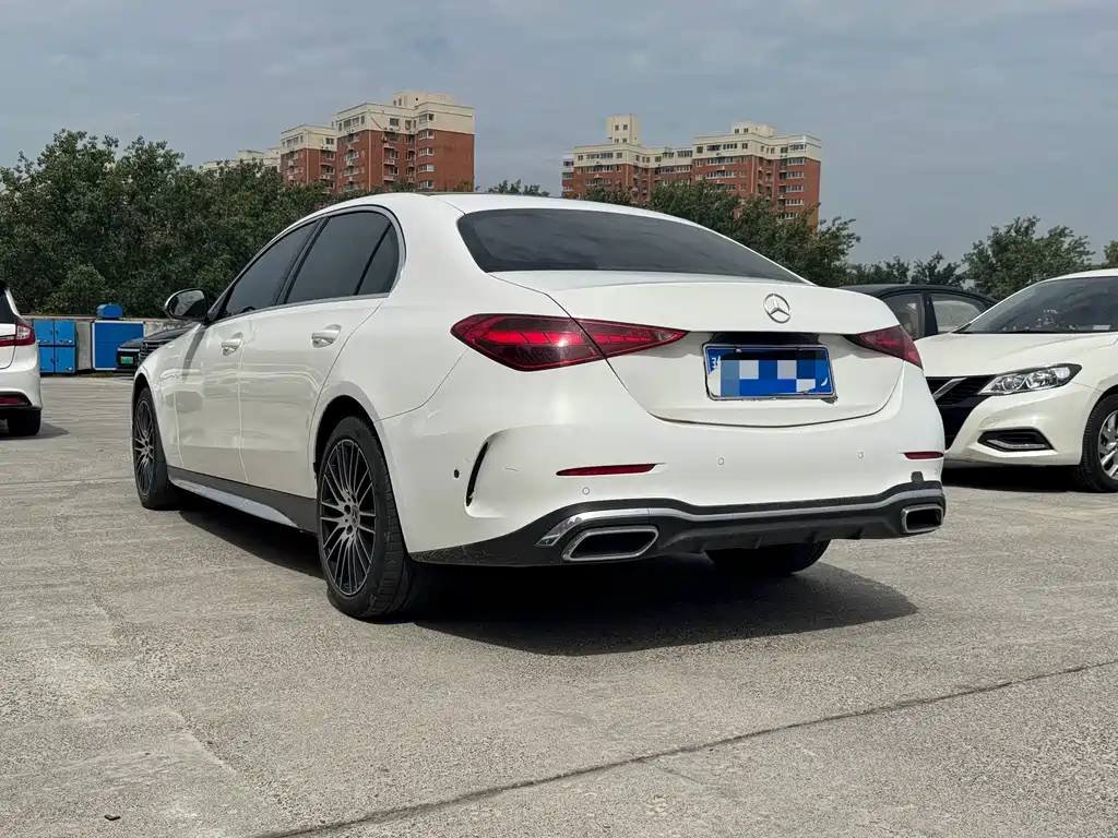 Mercedes-Benz C-Class — миниатюра 4