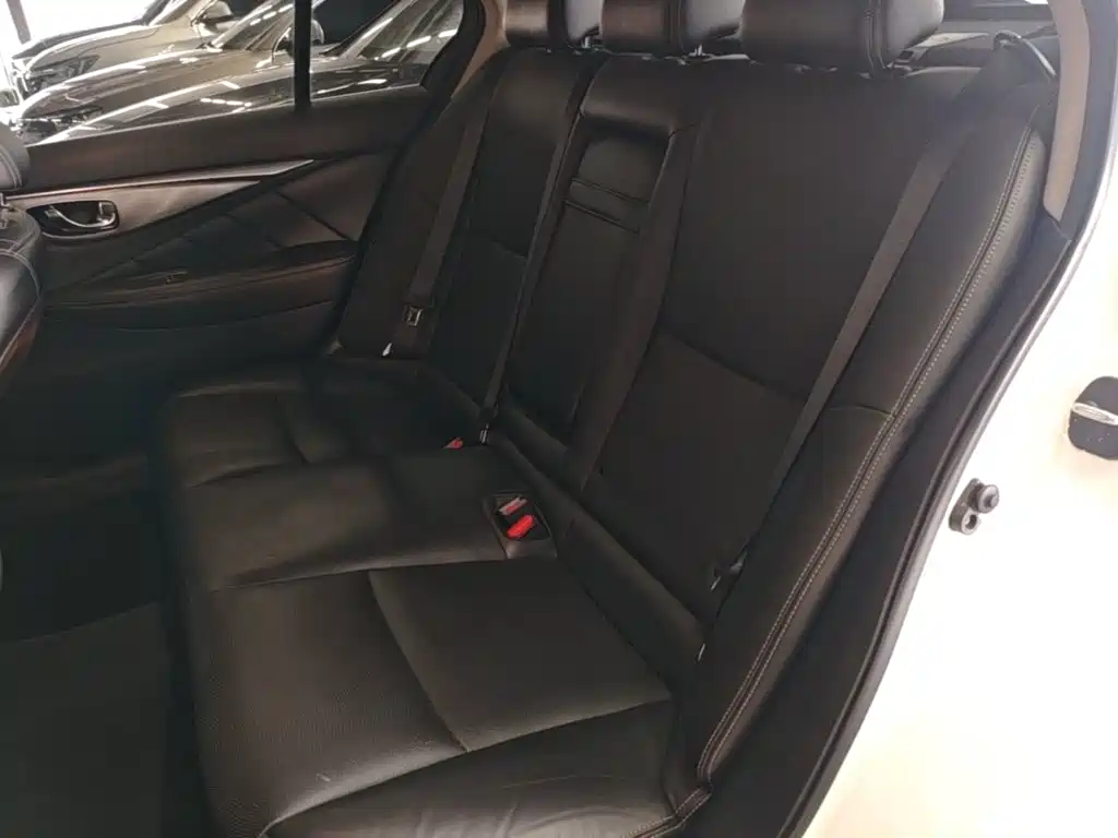 Infiniti Q50L — миниатюра 17