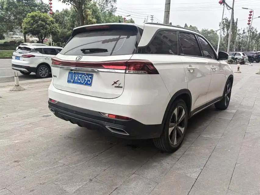 Changan X7 PLUS — миниатюра 5