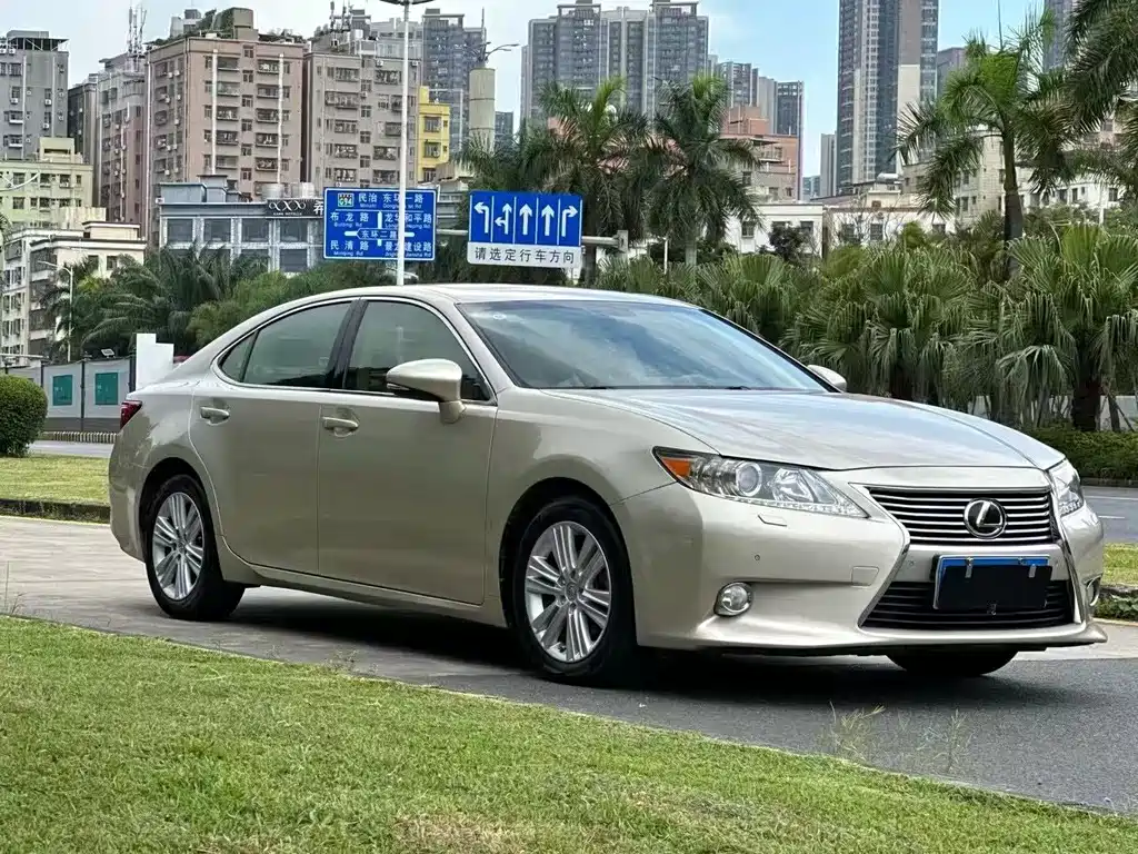 Lexus ES — миниатюра 3