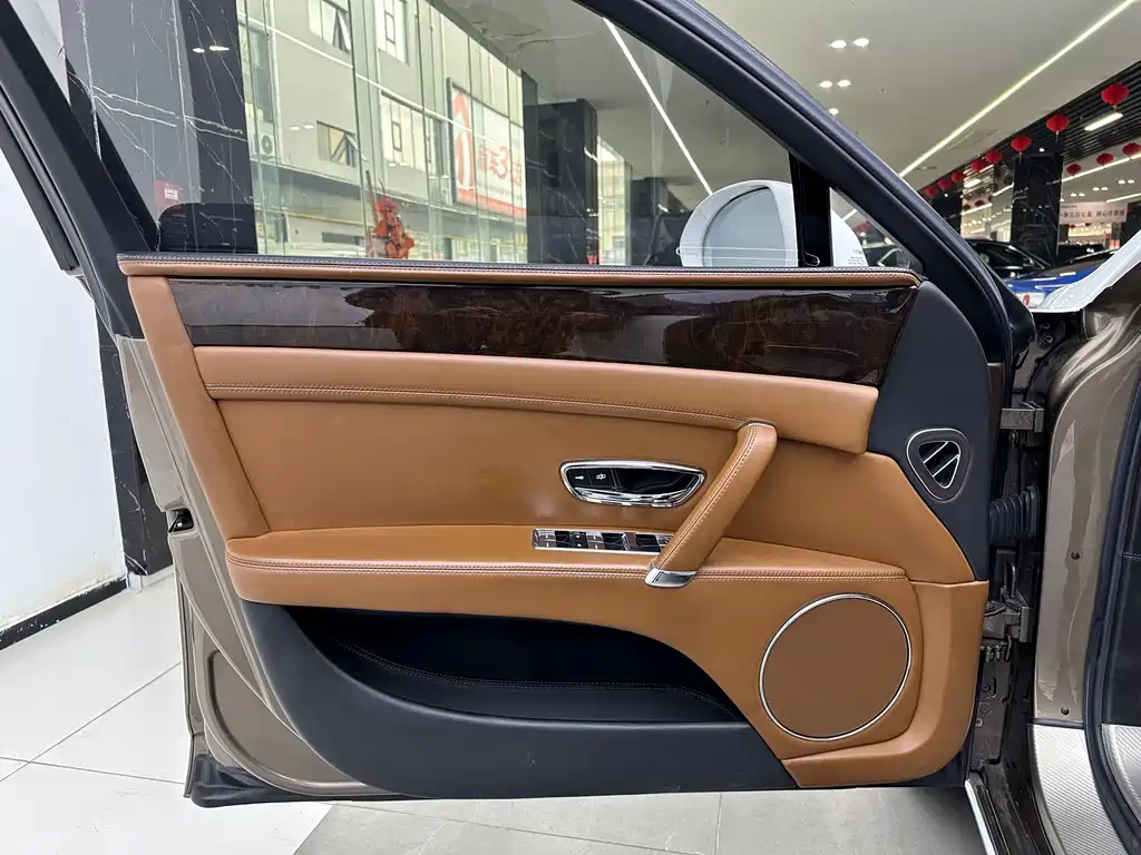 Bentley Flying Spur 2014 4.0T V8 Luxury