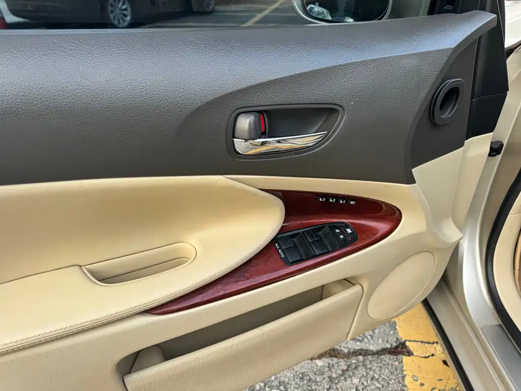 Lexus GS — миниатюра 10