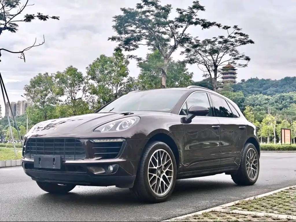 Porsche Macan — миниатюра 2