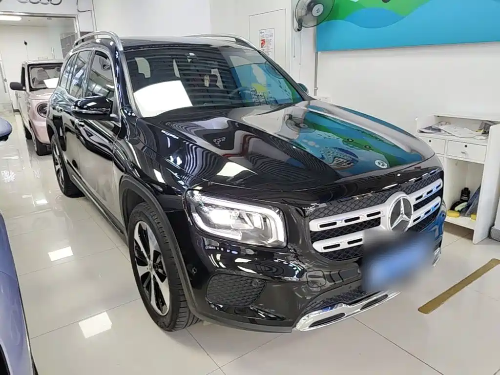 Mercedes-Benz GLB — миниатюра 4