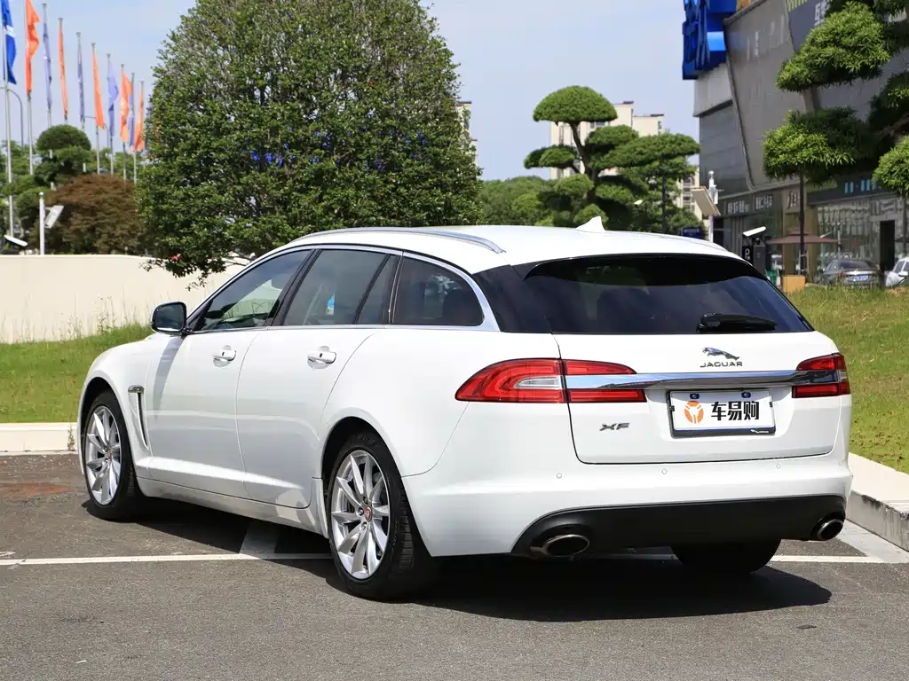Jaguar XF — миниатюра 20