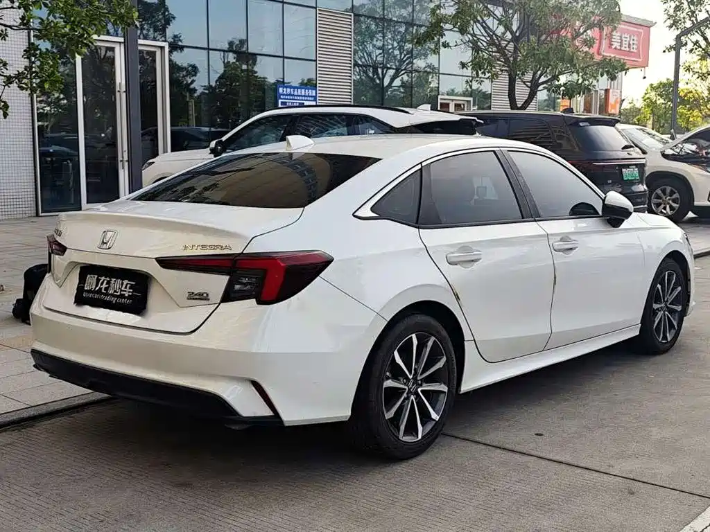 Honda Integra — миниатюра 9