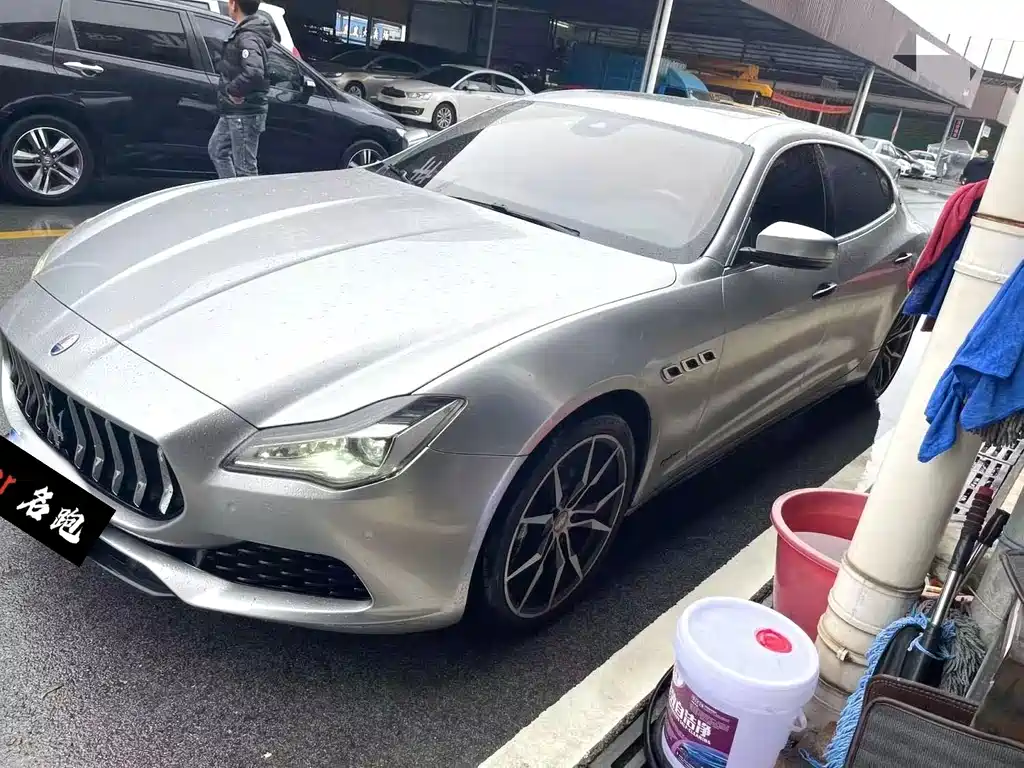 Maserati Quattroporte 2017
