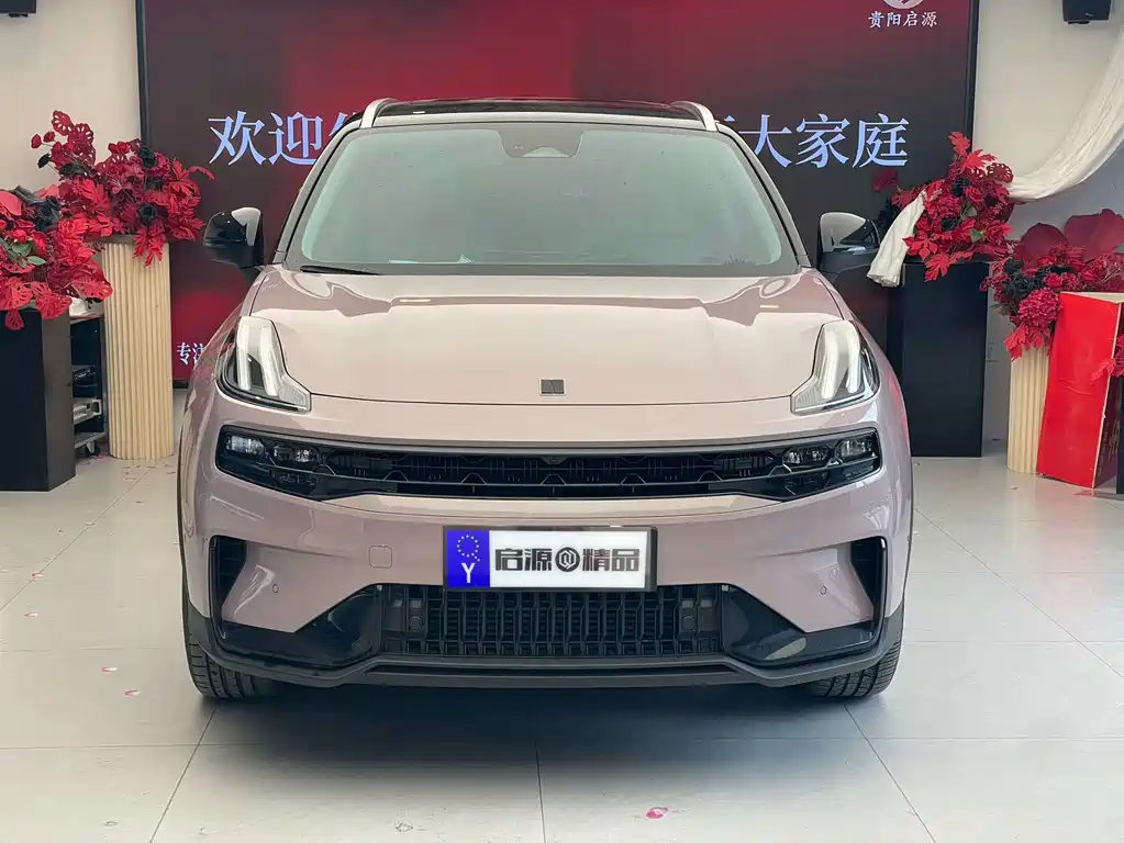 Lynk & Co 06 — миниатюра 3