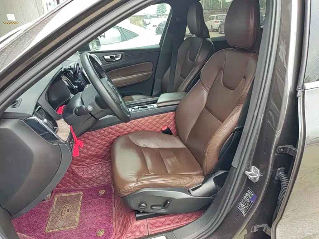 Volvo XC60 — миниатюра 15