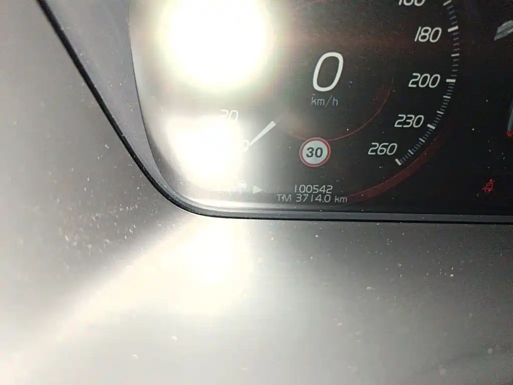 Volvo XC90 — миниатюра 13