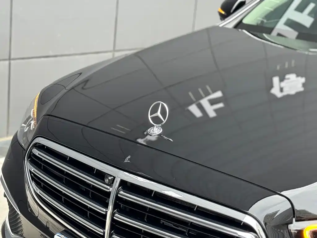 Mercedes-Benz E-Class — миниатюра 21