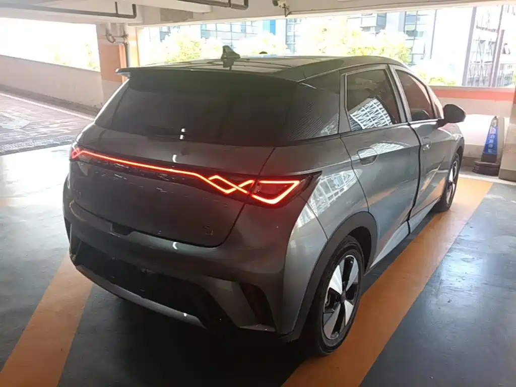 BYD Dolphin — миниатюра 7