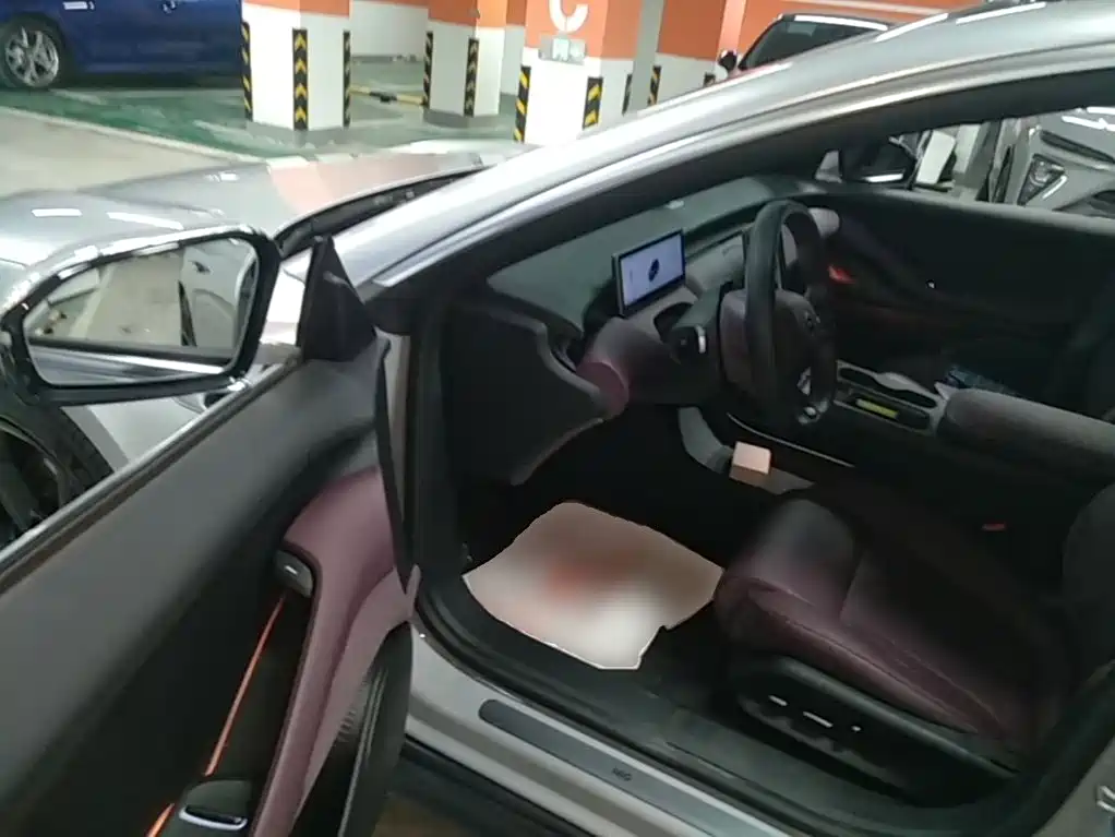 NIO ET5T — миниатюра 16