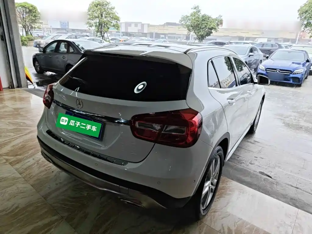 Mercedes-Benz GLA — миниатюра 7