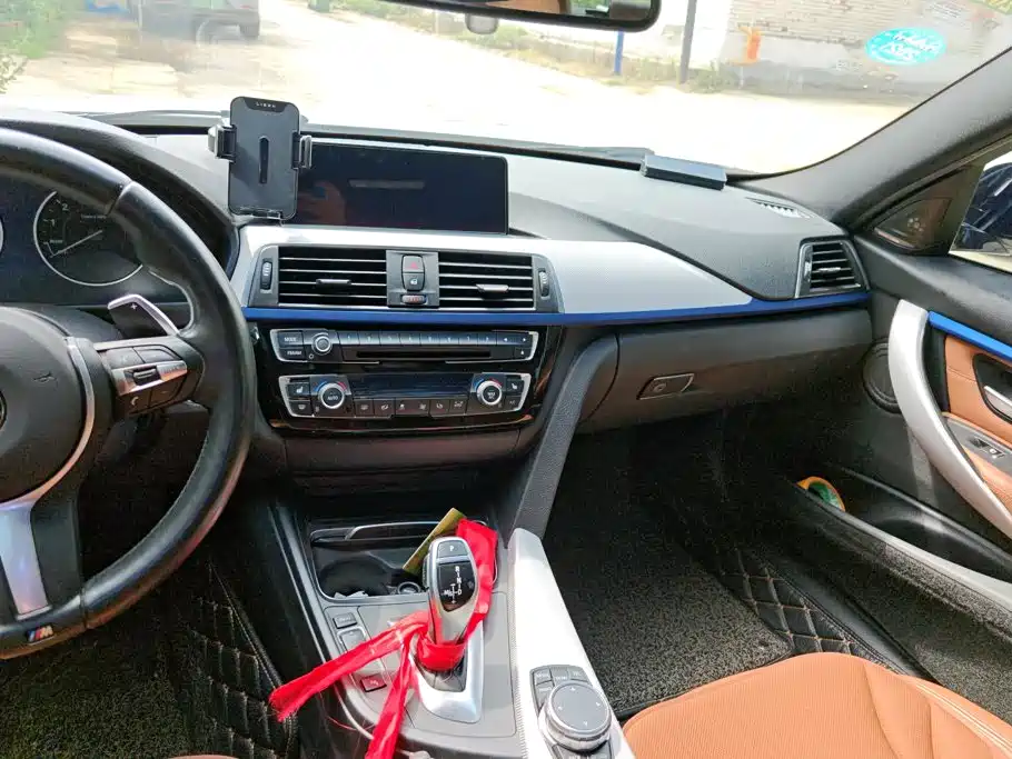 BMW 3 Series — миниатюра 13