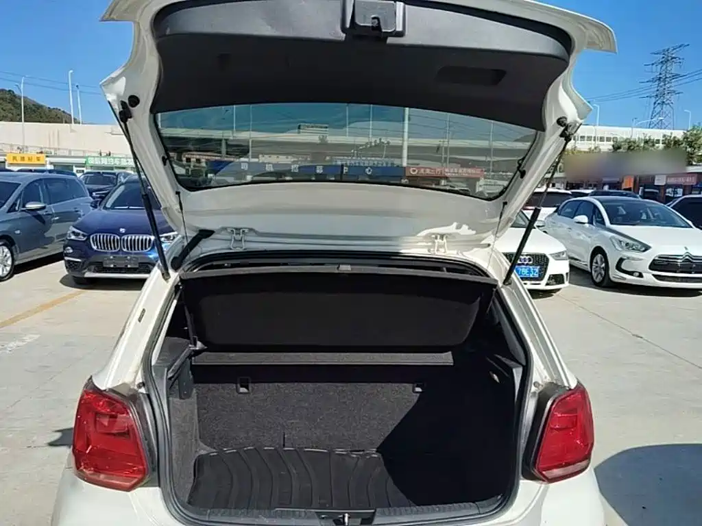 Volkswagen Polo — миниатюра 19