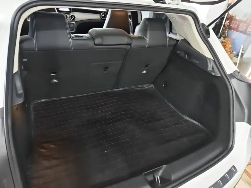 Mercedes-Benz GLA — миниатюра 19
