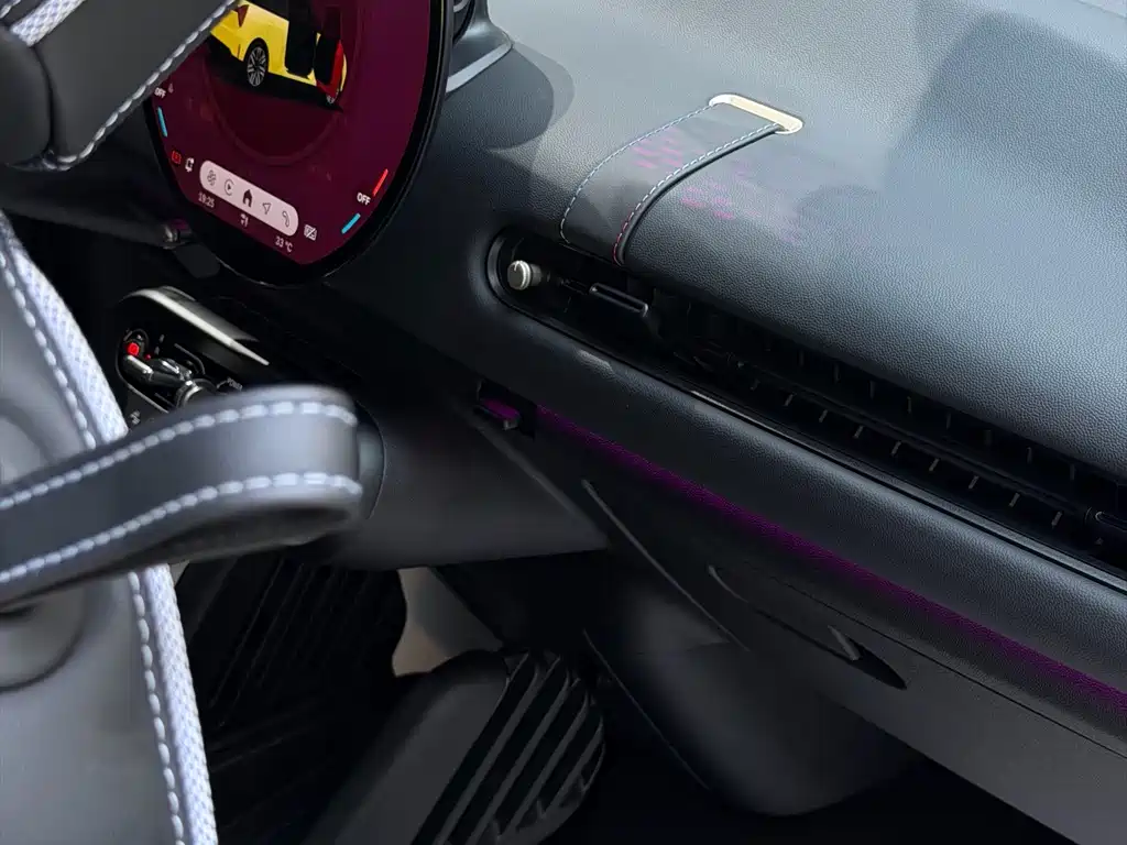 MINI MINI COOPER EV — миниатюра 18