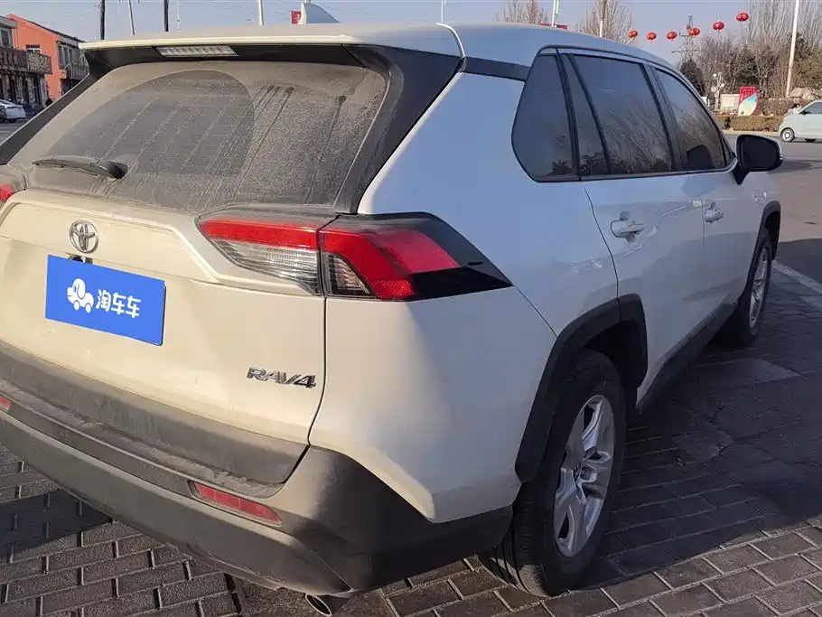 TOYOTA RAV4 RONGFANG