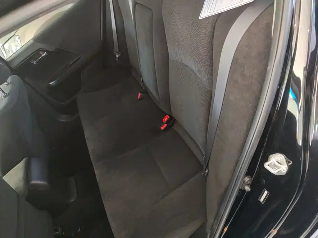 Honda Accord — миниатюра 17