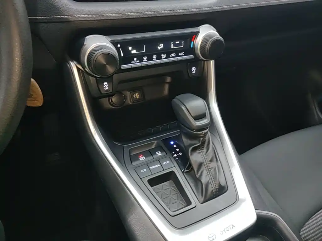 Toyota Wildlander — миниатюра 14