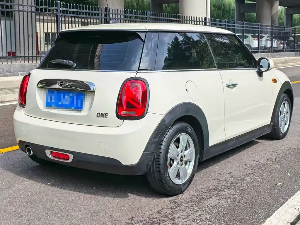 MINI Mini — миниатюра 2