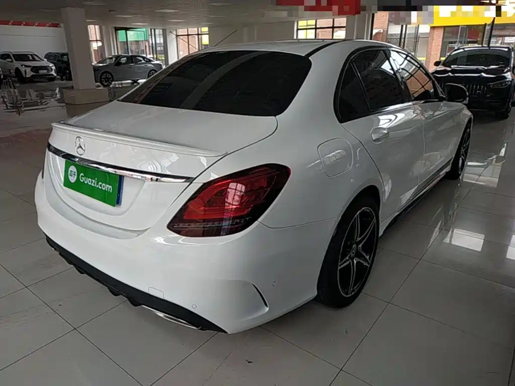 Mercedes-Benz C-Class — миниатюра 7