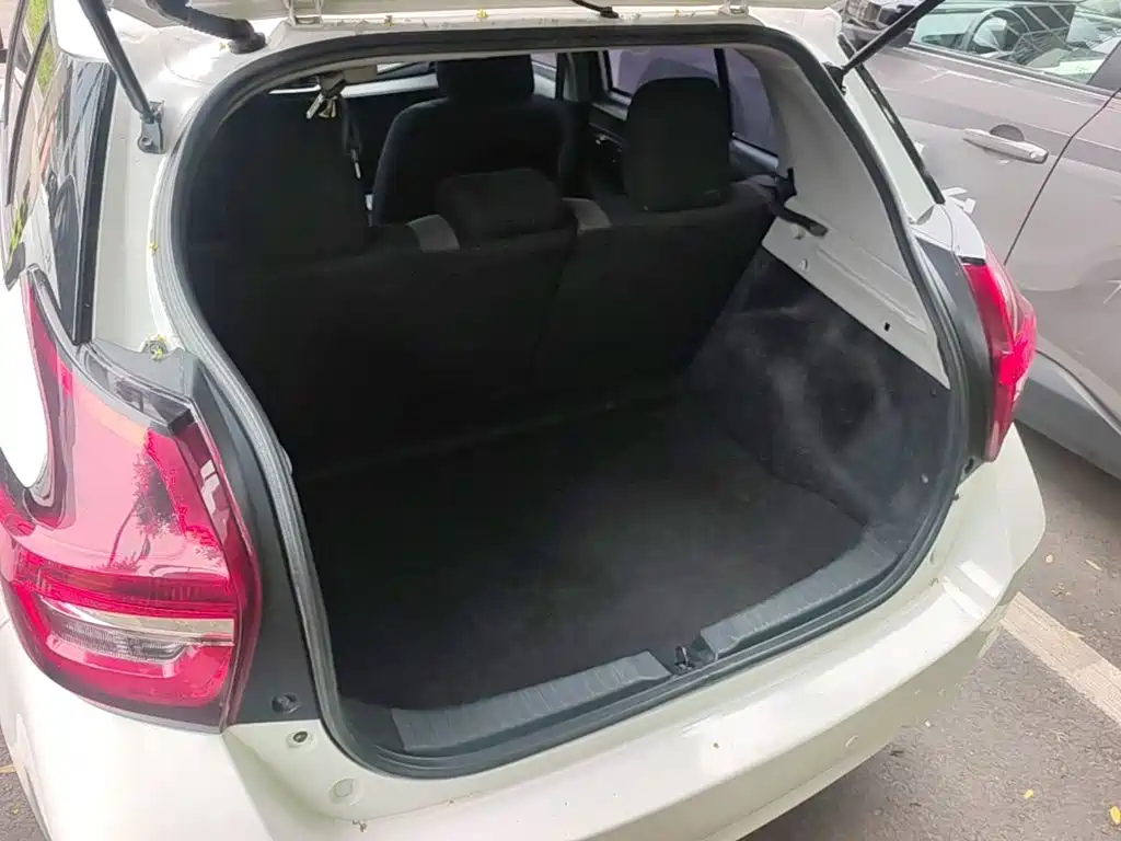 Toyota Vios FS — миниатюра 19