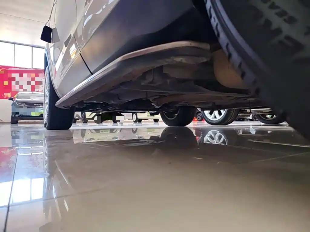 Land Rover Discovery Sport — миниатюра 22