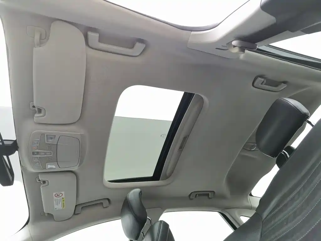 Ford Mondeo — миниатюра 14
