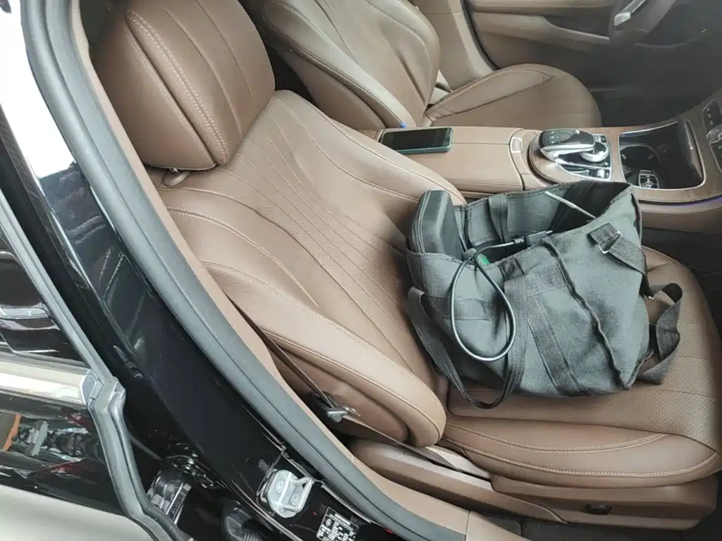Mercedes-Benz E-Class — миниатюра 25