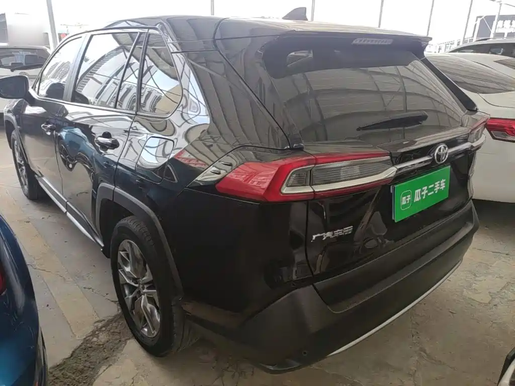 Toyota Wildlander — миниатюра 5