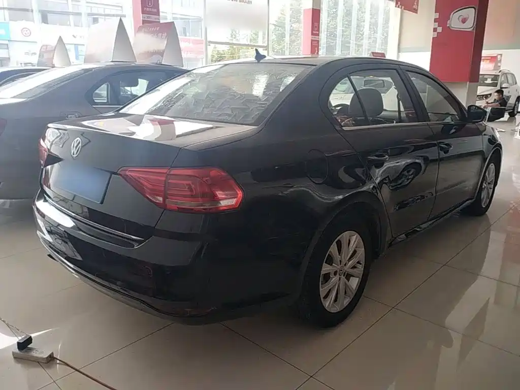 Volkswagen Lavida — миниатюра 7
