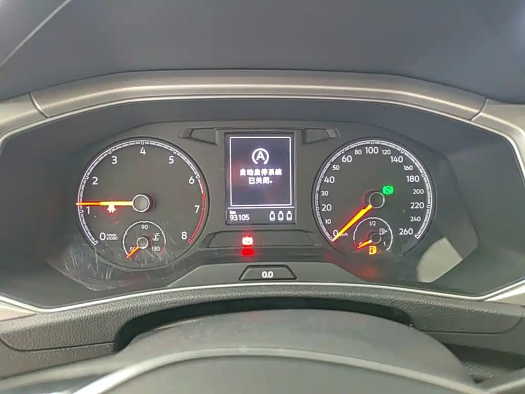 Volkswagen T-Roc — миниатюра 12