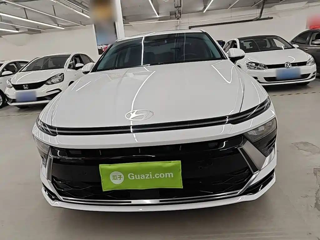 Hyundai Sonata — миниатюра 3