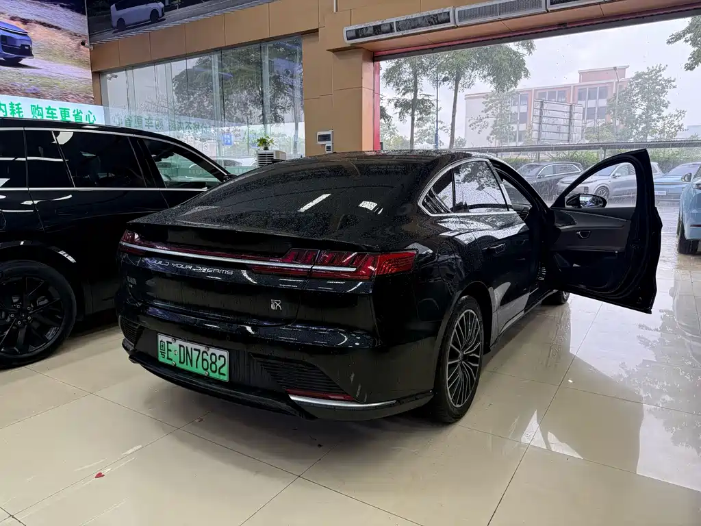 BYD Han — миниатюра 2