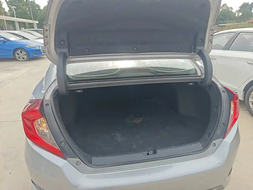 Honda Civic — миниатюра 19