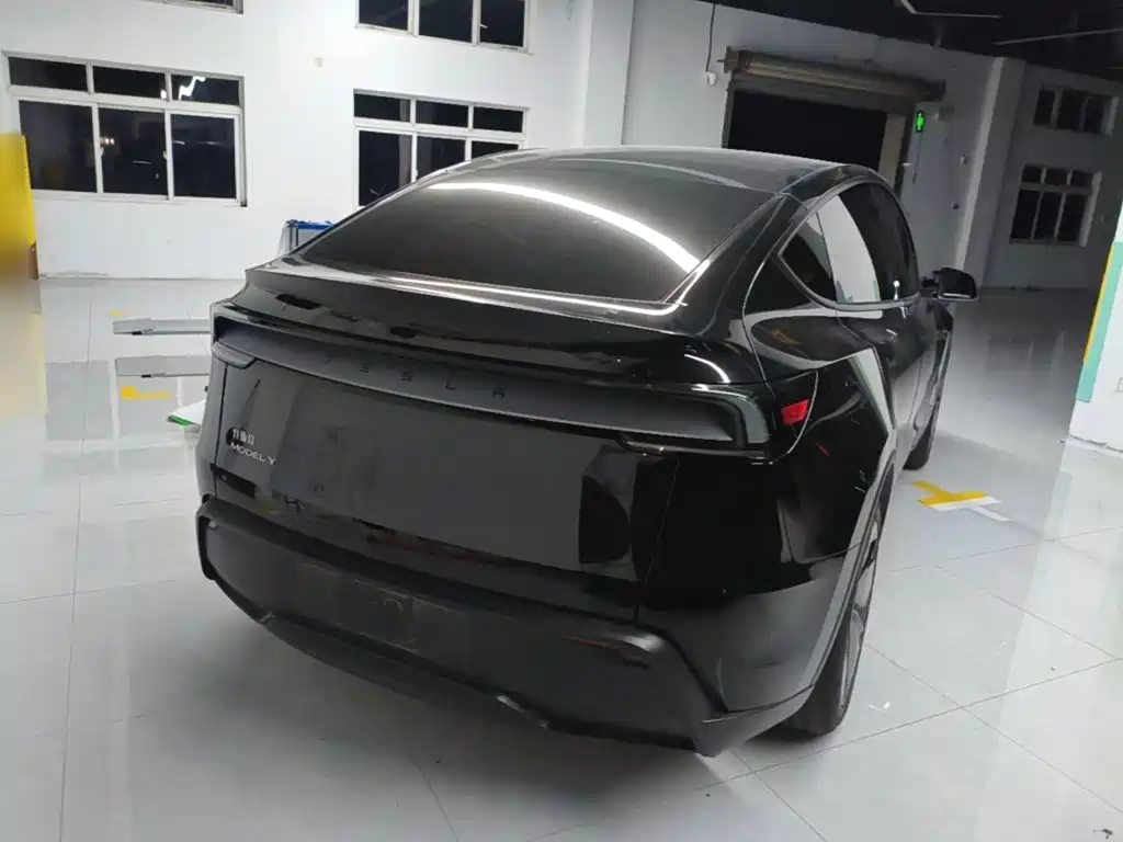 Tesla Model Y — фотографии объявления, Фото 8