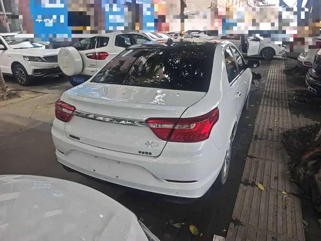 Geely Vision — миниатюра 6