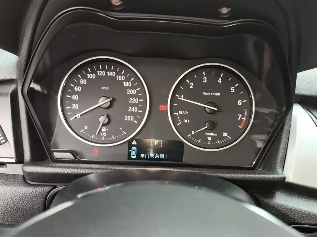 BMW 2 Series Active Tourer — миниатюра 7