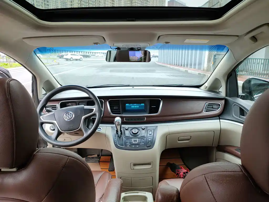 Buick GL8 — миниатюра 14