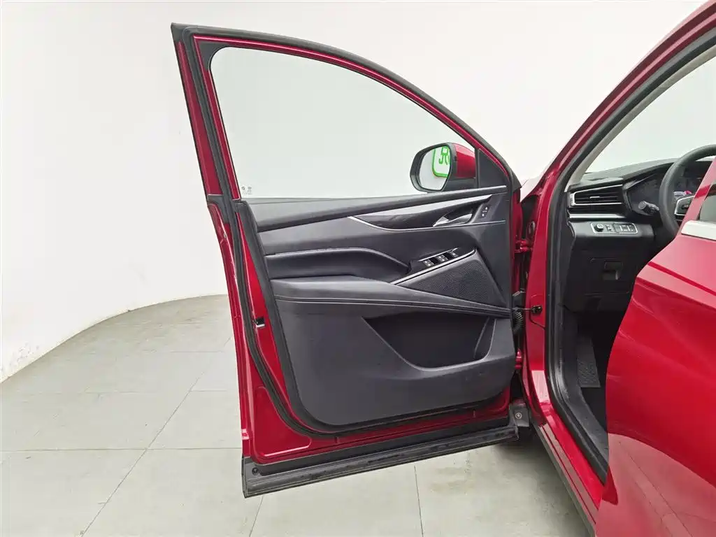 SAIC MAXUS CHASE D60