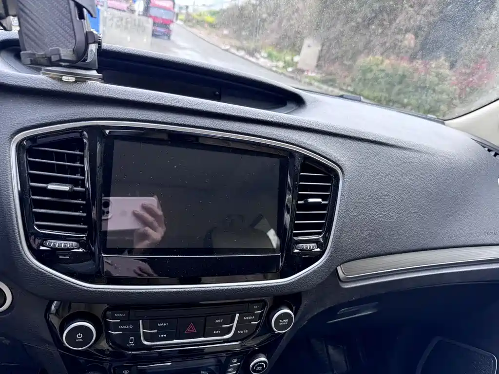 GEELY AUTOMOBILE VISION X6