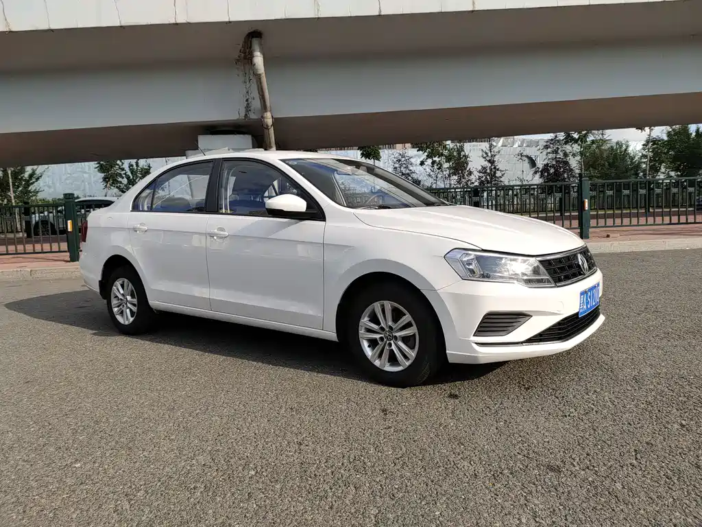 Volkswagen Jetta — миниатюра 4