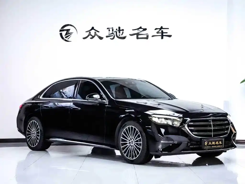 Mercedes-Benz E-Class — миниатюра 3