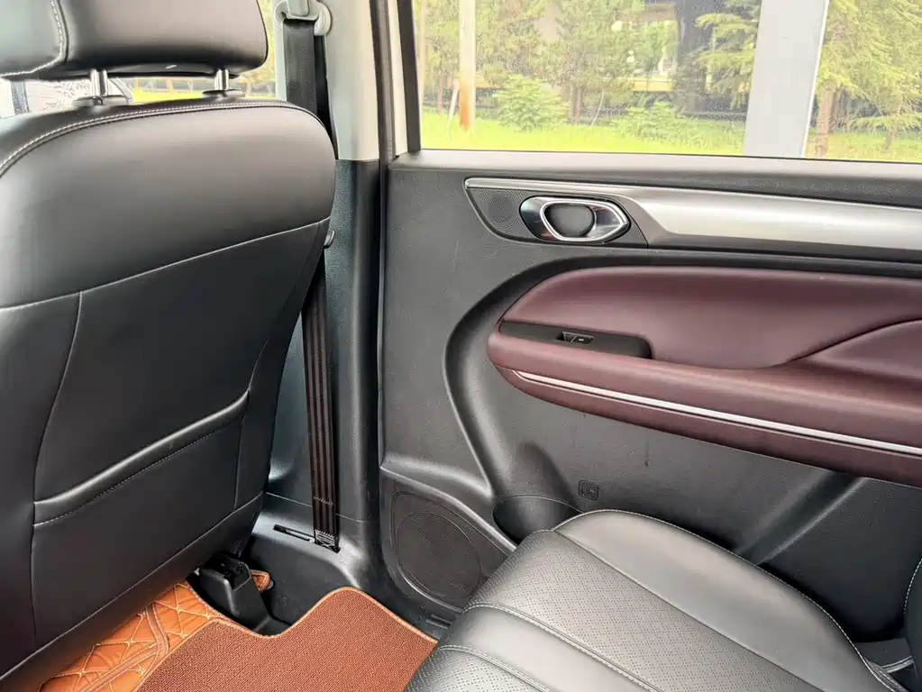 GAC Motor Trumpchi M6 — миниатюра 14
