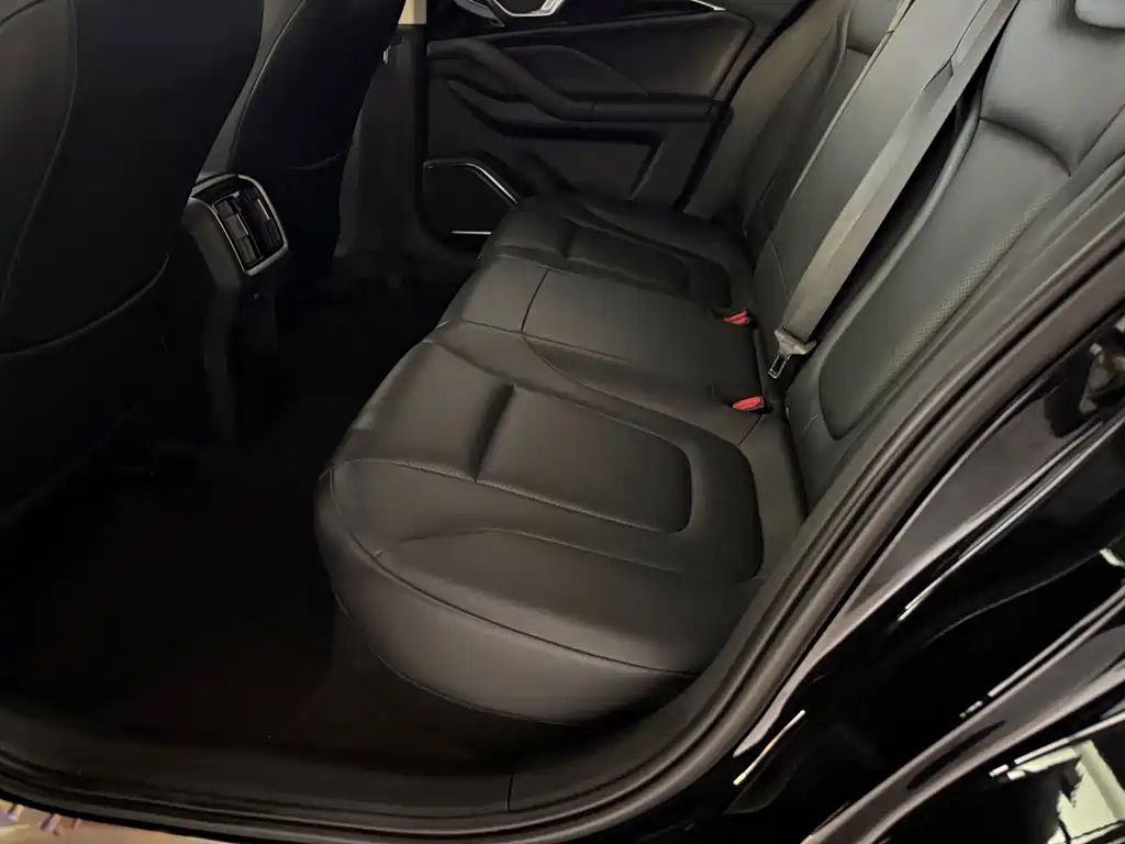 Bestune B70 — миниатюра 10